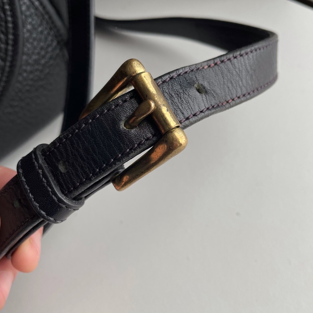 Dooney and Bourke awl black leather Saddle compartment Flap key crossbody bag - Picture 16 of 16